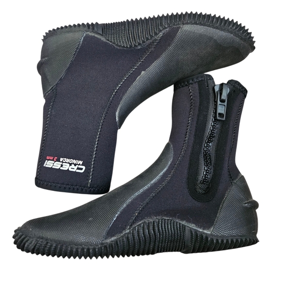 Cressi Minorca 3mm Long Water Sport Boots, Size: 7 Men, 8 Women - Picture 2 of 10